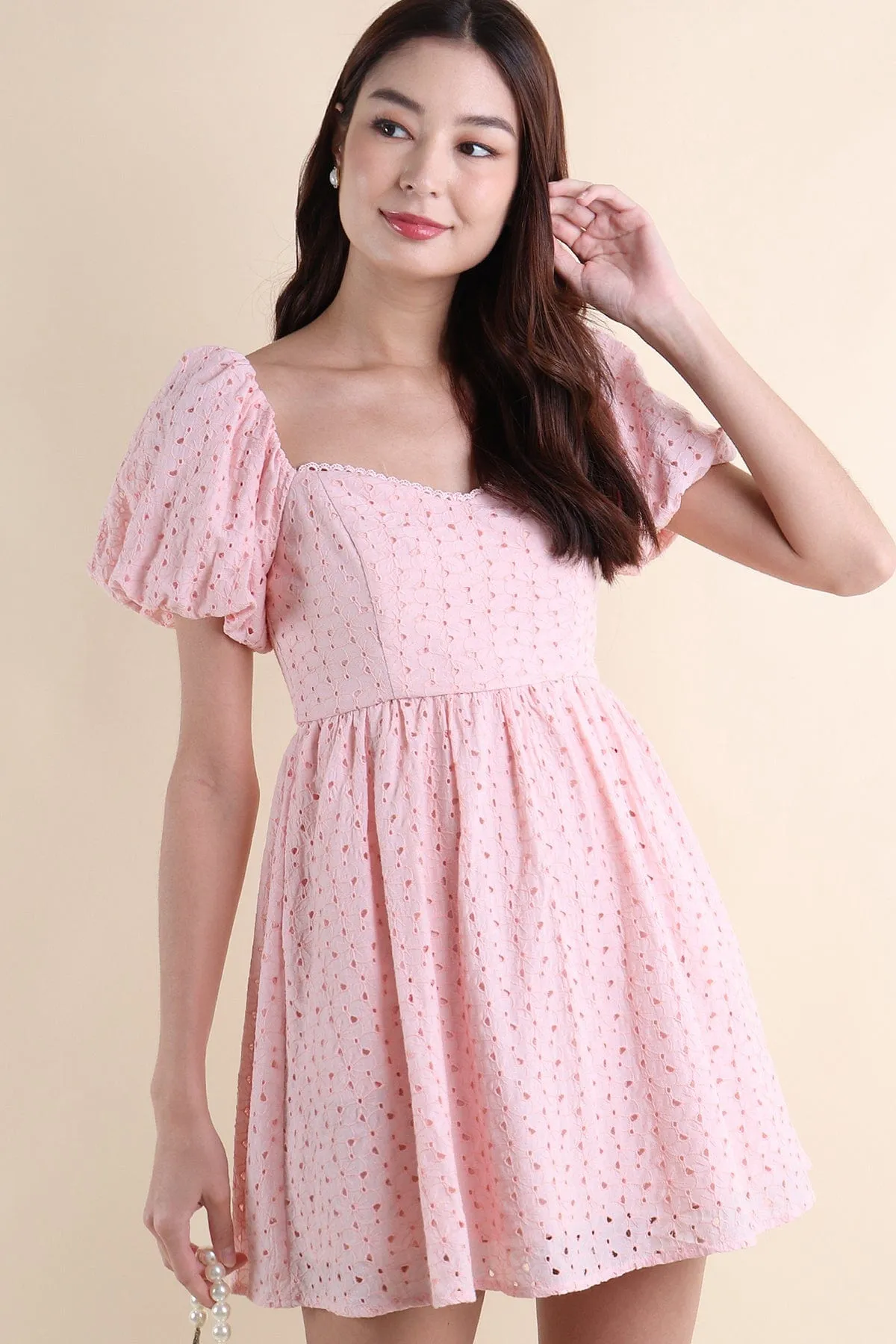 EMBER PUFF SLEEVES EYELET DRESS IN PINK